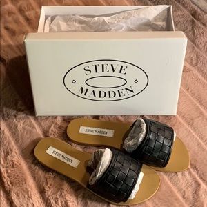 NIB Steve Madden black leather starla sandals